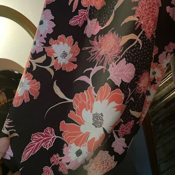 Anthropologie Black Blouse with Pink and Orange Floral Sleeves - Picture 10 of 11